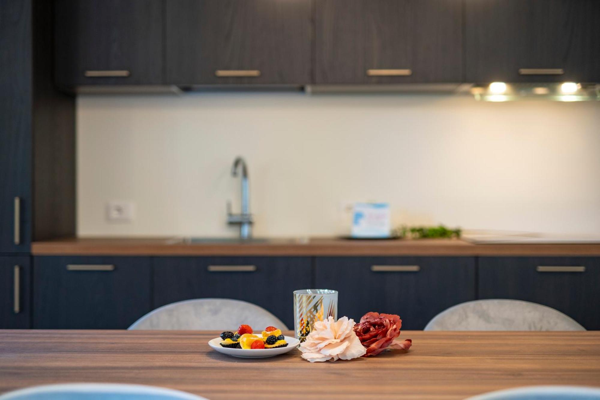 Via Vittorio Veneto 468 Chiari Aparthotel Ngoại thất bức ảnh