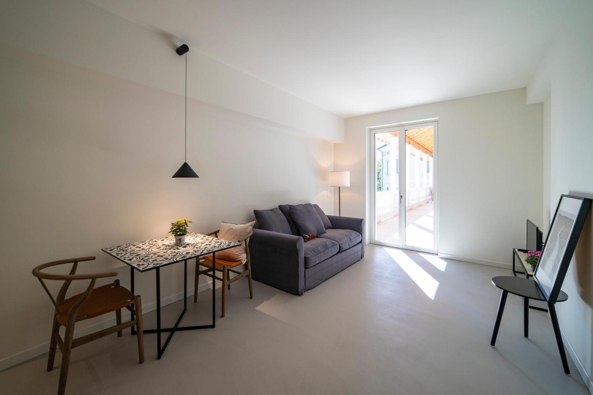 Via Vittorio Veneto 468 Chiari Aparthotel Phòng bức ảnh