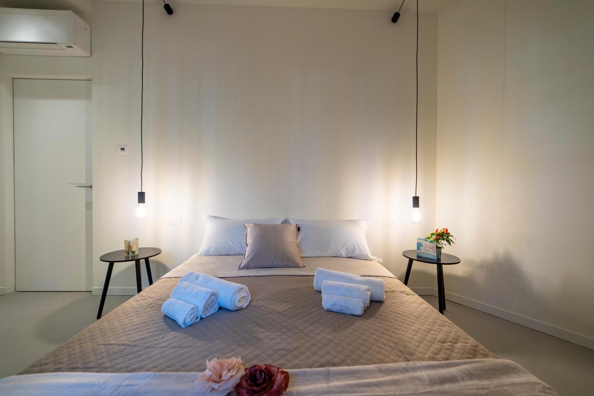 Via Vittorio Veneto 468 Chiari Aparthotel Ngoại thất bức ảnh