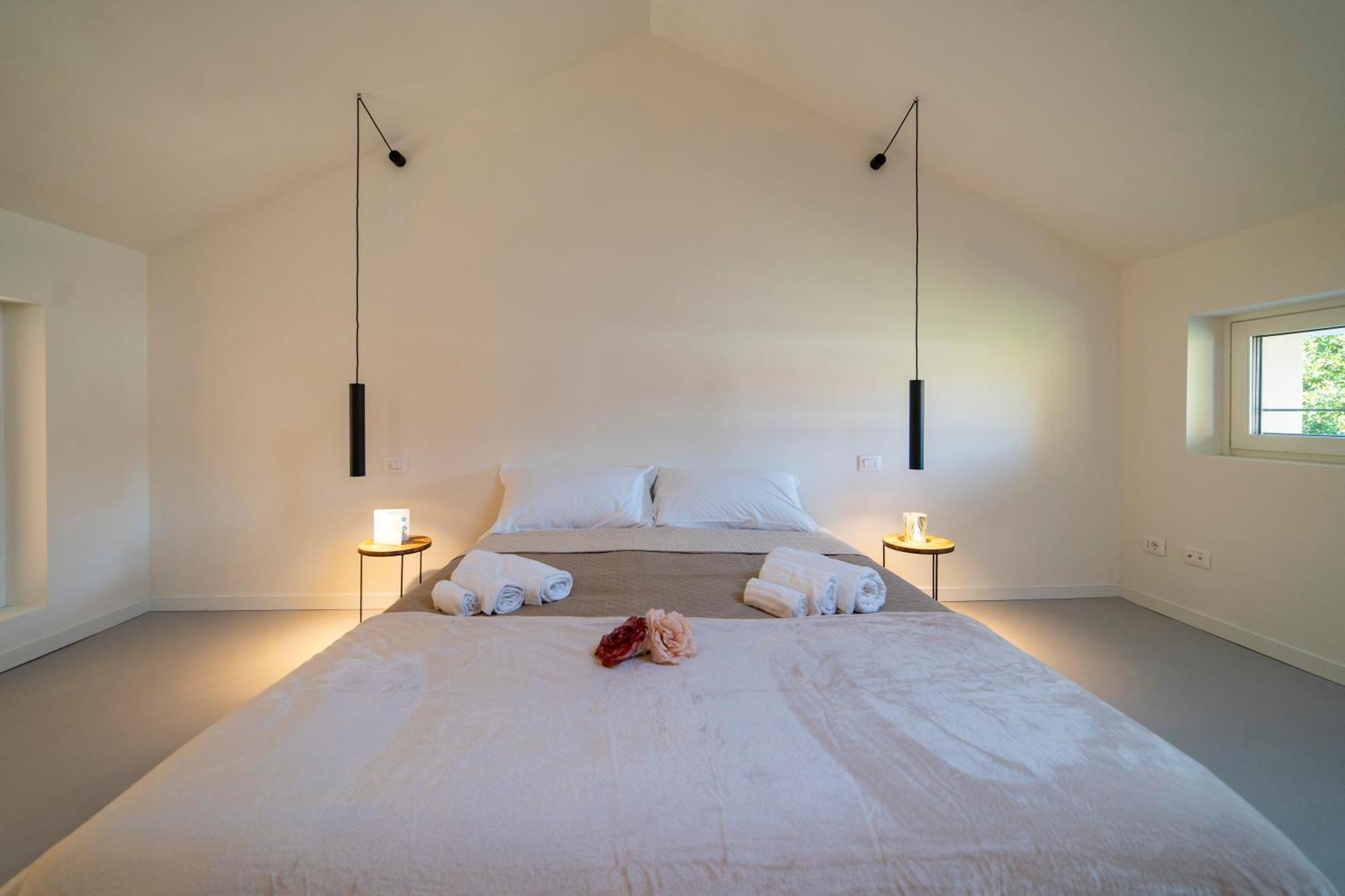 Via Vittorio Veneto 468 Chiari Aparthotel Phòng bức ảnh
