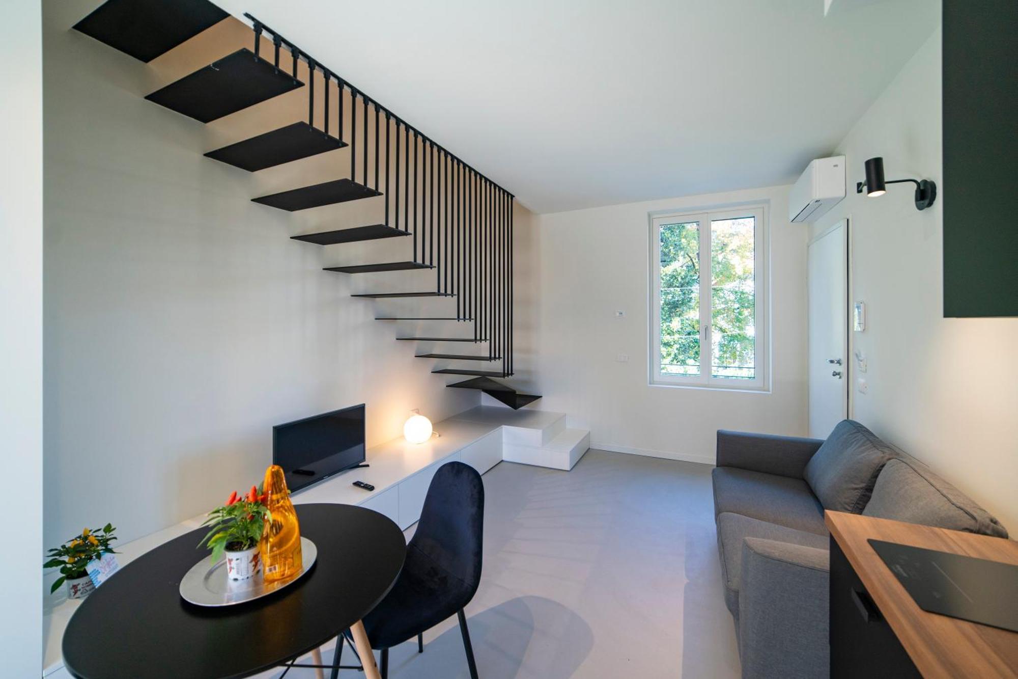 Via Vittorio Veneto 468 Chiari Aparthotel Phòng bức ảnh